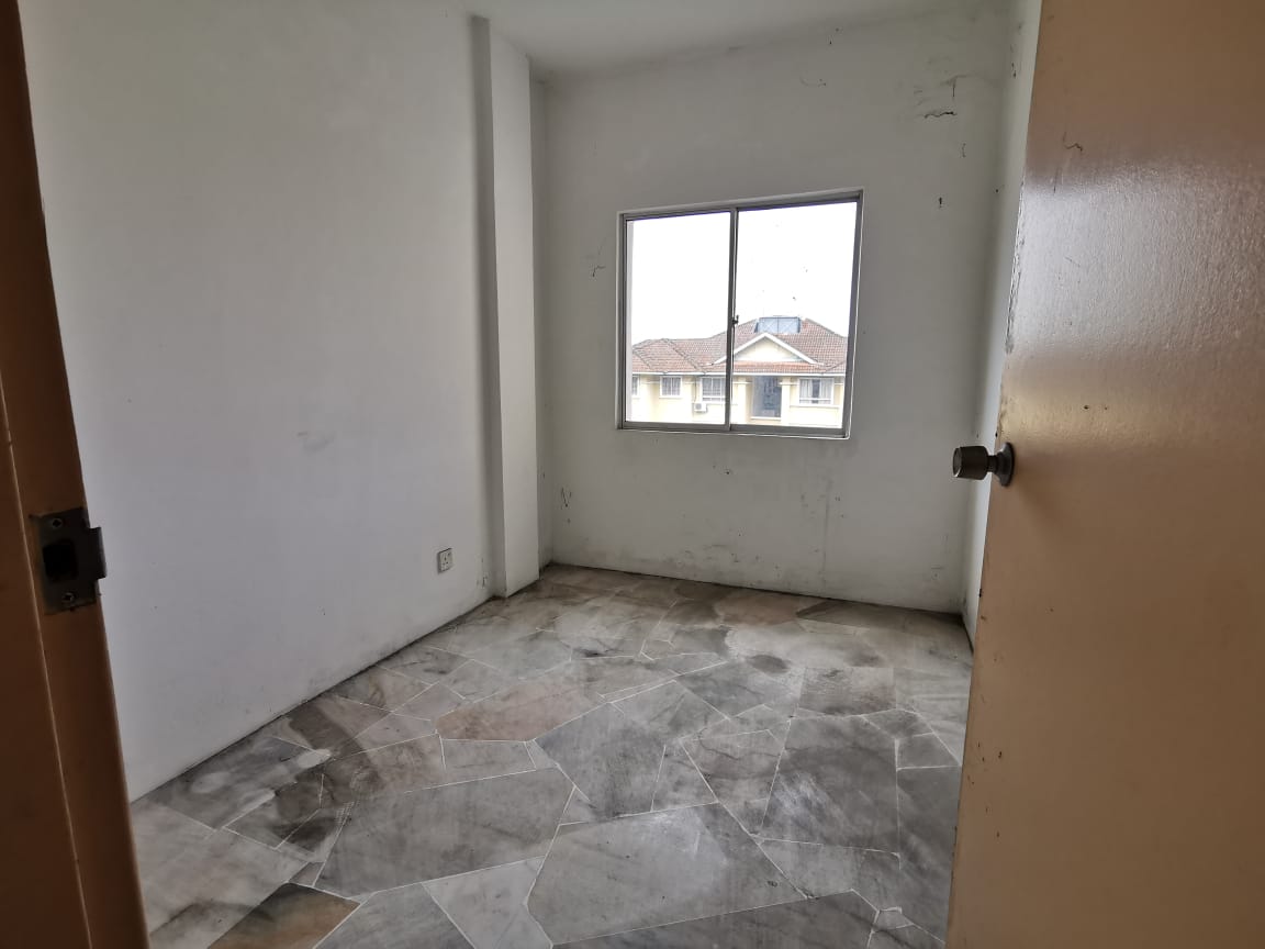 Well kept apartment for sell Astana Alam Selangor - photo 4