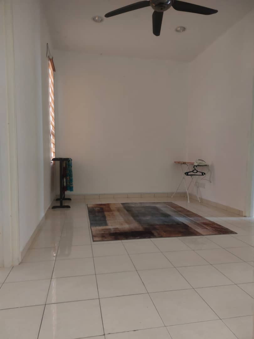 Taman bandar senawang freehold  facing open - photo 13