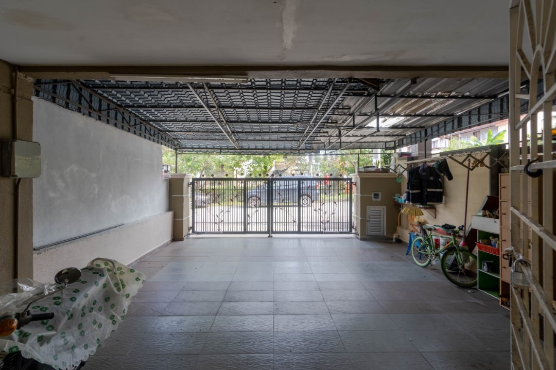 Bangi Double Storey Terrace Bukit Mahkota Seksyen2 - photo 6