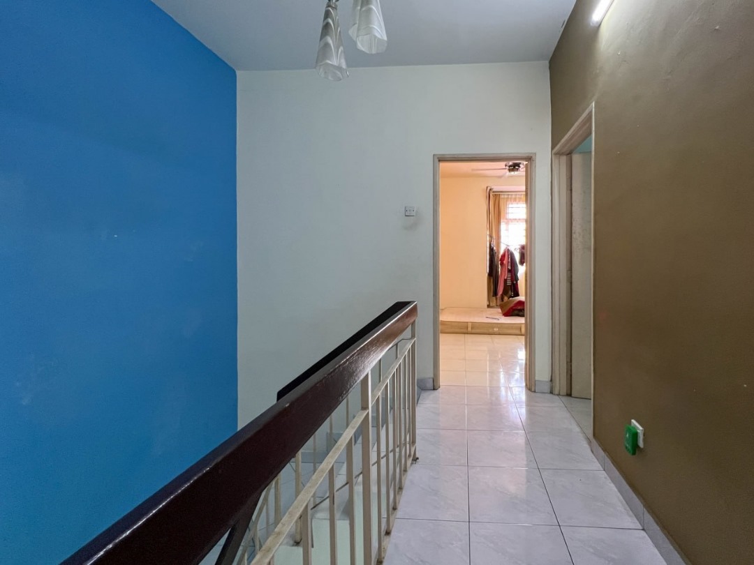 Bangi Double Storey Terrace Taman Impian Putra - photo 9