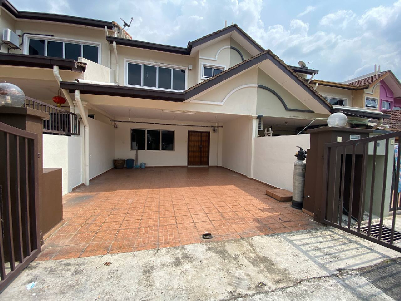 Double Storey Terrace Taman Pinggiran Saujana Kajang