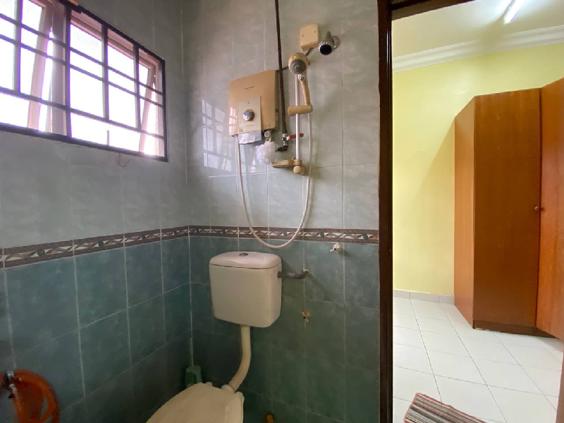 Double Storey Terrace Taman Pinggiran Saujana Kajang - photo 12