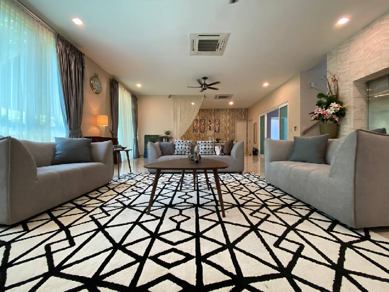 FULLY FURNISHED 3.5 Stories Bungalow Garden Residence Cyberjaya