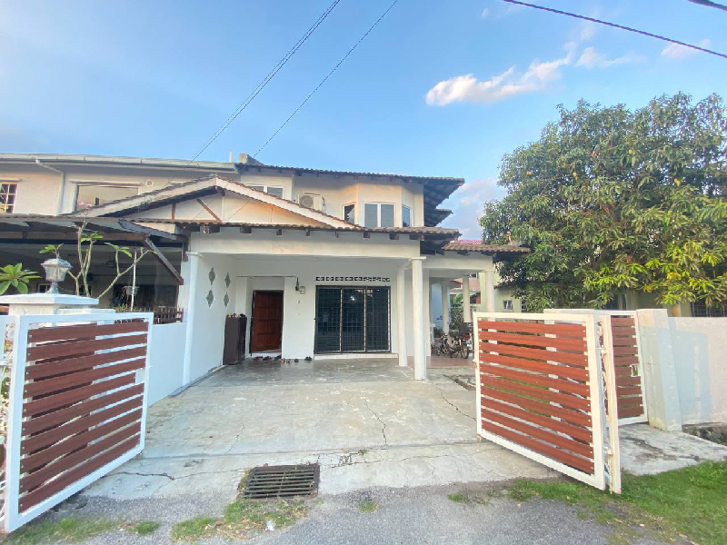 DOUBLE STOREY SEMI DETACHED Taman Desa Surada  Bandar Baru Bangi