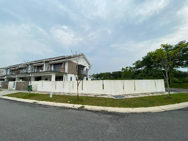 CORNER LOT Serene Height Camellia Double Storey Bangi - photo 4