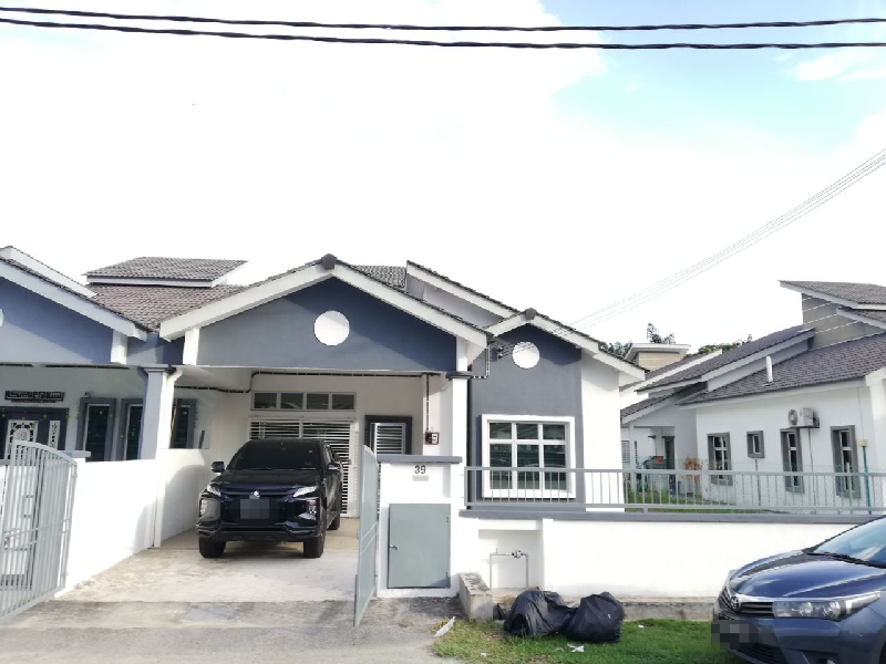 SEMI DETACHED SINGLE STOREY Taman Jenderam Murni Dengkil