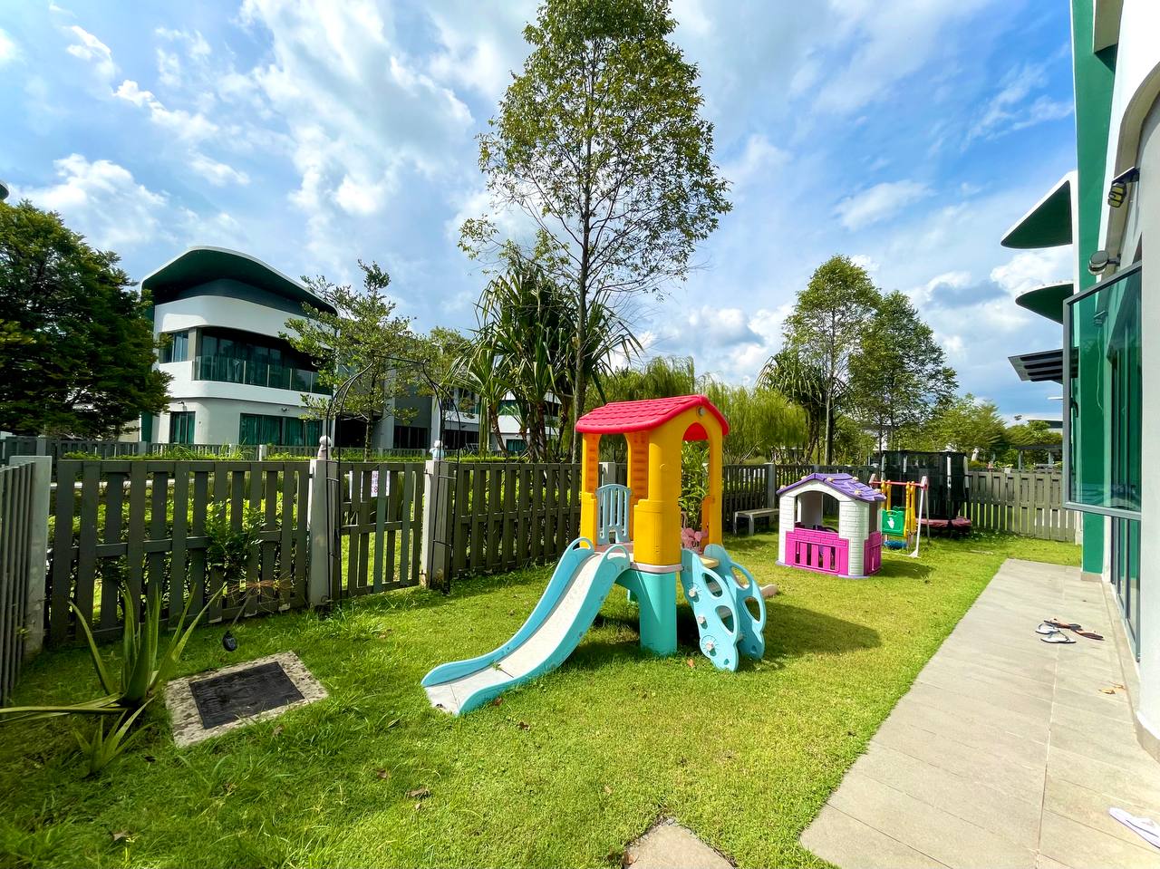 SEMI-D 2 STOREY Lepironia Garden Cyberjaya - photo 3
