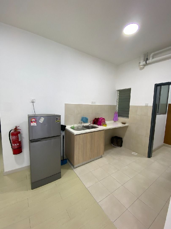 PARTIAL FURNISHED Condominium Lakefront Home Cyberjaya Selangor - photo 7