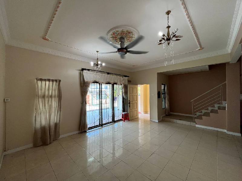 PARTLY FURNISHED 2 Storey Terrace Desa Kasia Nilai N9 - photo 4