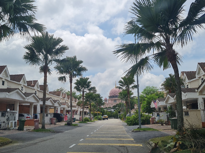 NEAR LAKE 2 Storey Terrace Precinct 8 Putrajaya