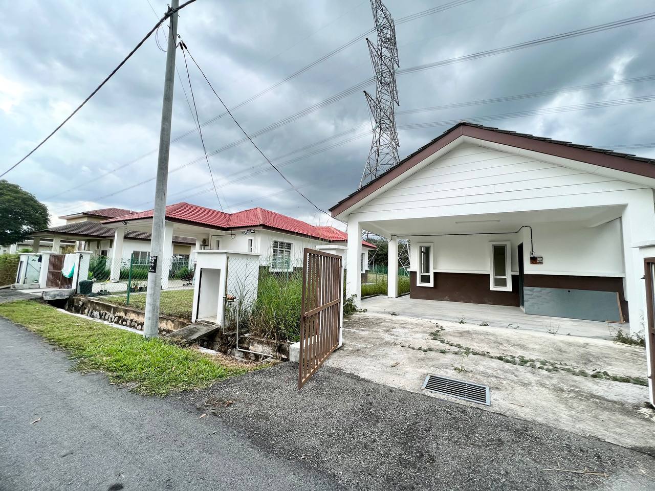 BUNGALOW 1 Storey Mahkota Hills Lenggeng N9