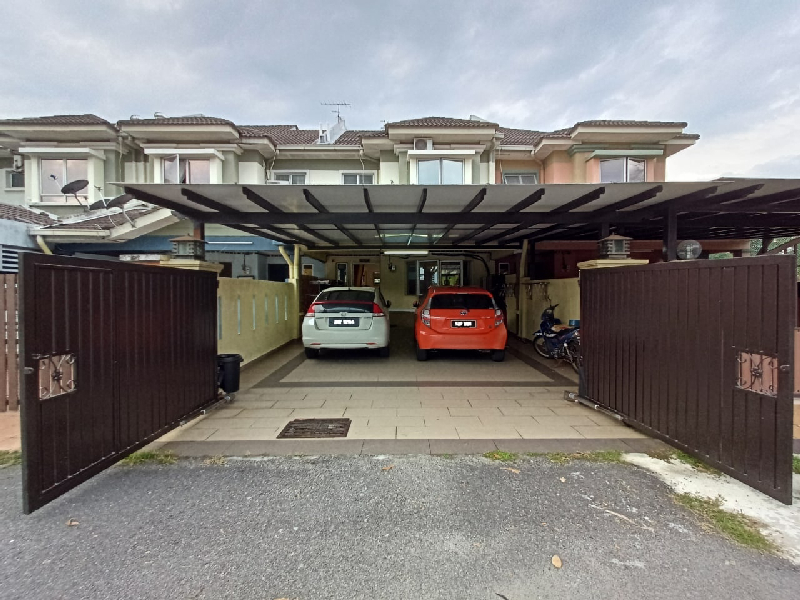 RENOVATED 2 Storey Terrace Taman Impian Putra Bandar Seri Putra Bangi