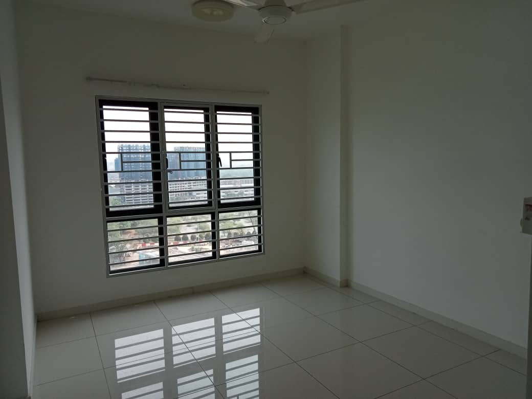 EMIRA RESIDENCE 2 rooms by Zainal - photo 2