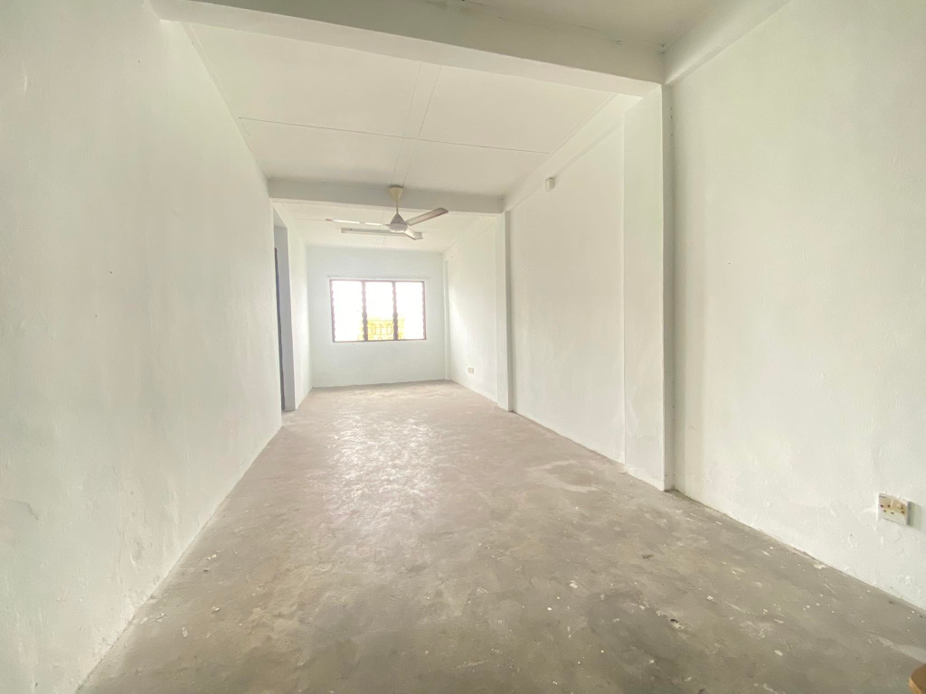 SA2204 0652 PKNS flat Sek 7 Shah Alam by Emily - photo 2