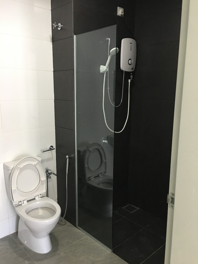 Utropolis Suites 2 Glenmarie Shah Alam by Jr - photo 3