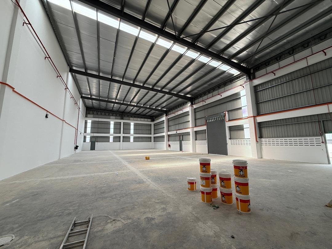Factory @ Kompass Kota Seri Langat - photo 10