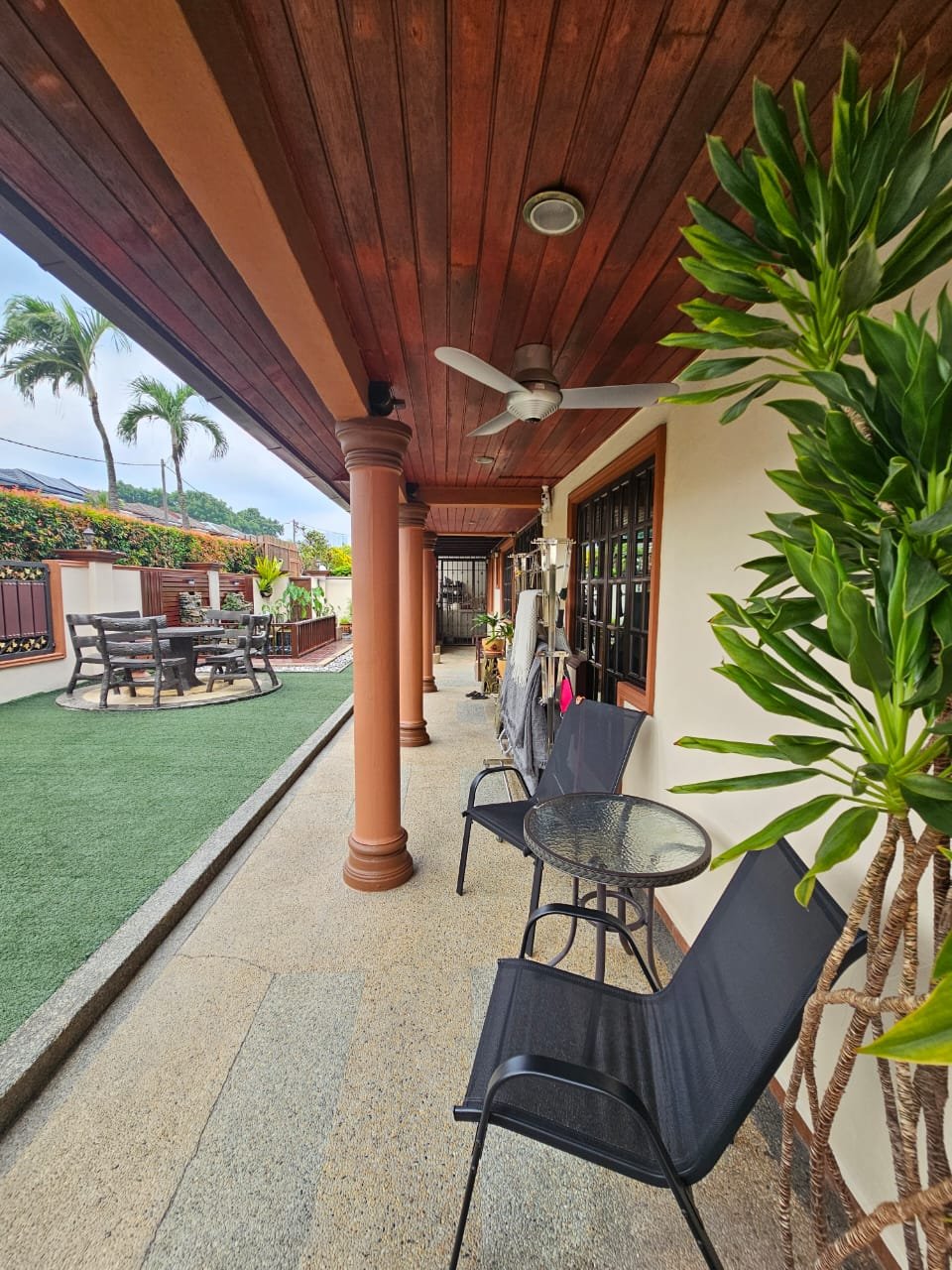 Freehold 2 Storey Corner Terrace Bandar Kinrara 5 - photo 2