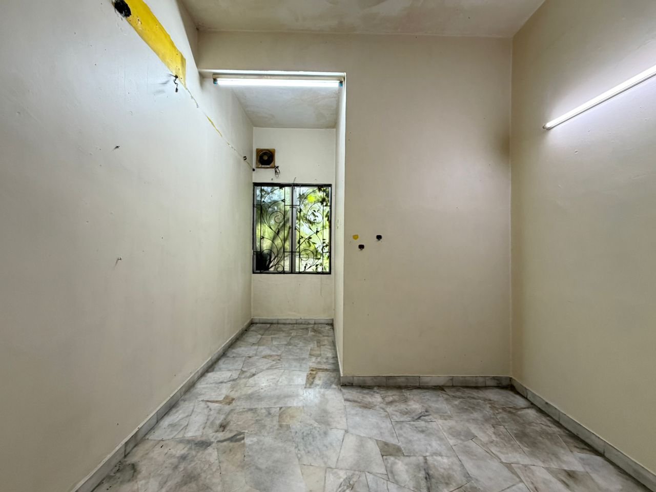 2 Storeys Terrace @ Jalan Sg Agas, Taman Sungai Pinang, Klang - photo 2