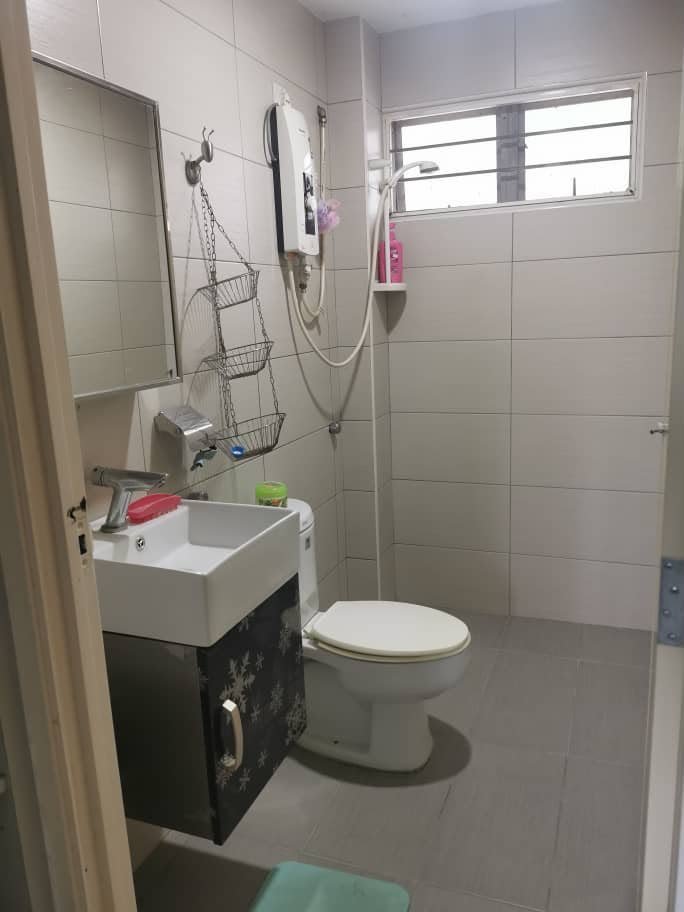 Double Storey Semi D Landed at Sungai Besi Indah, Seri Kembangan near The Mines Shopping Complex - photo 12