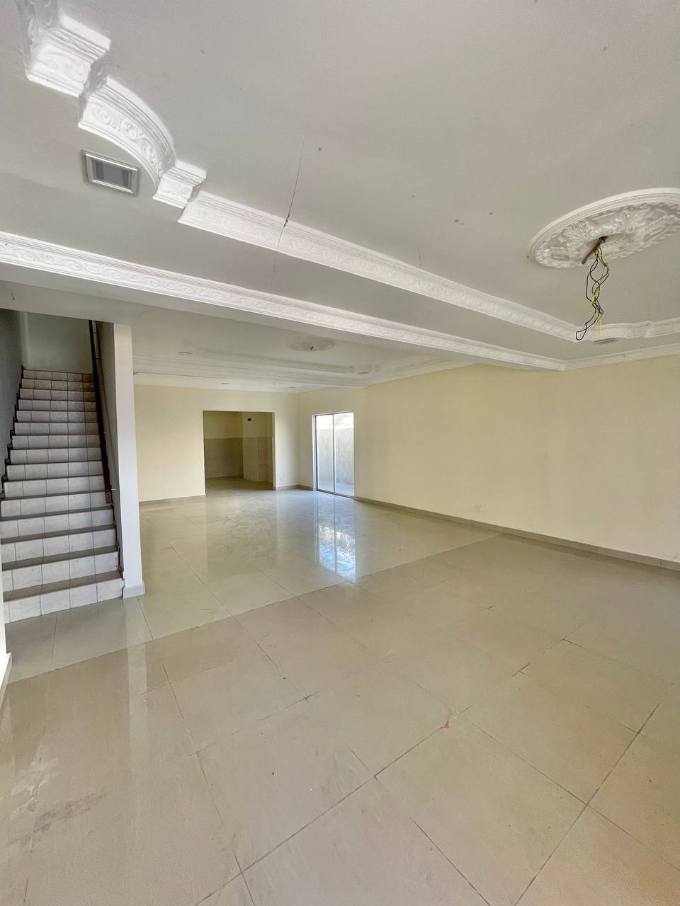 Triple storey Terrace House Taman Subang Intan - photo 4