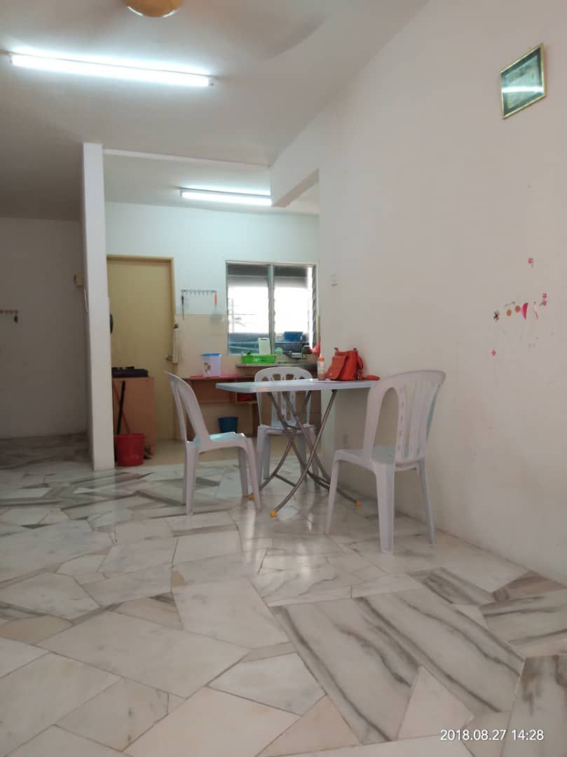 APARTMENT RESIDENSI BEGONIA KRISTAL PUNCAK ALAM - photo 8