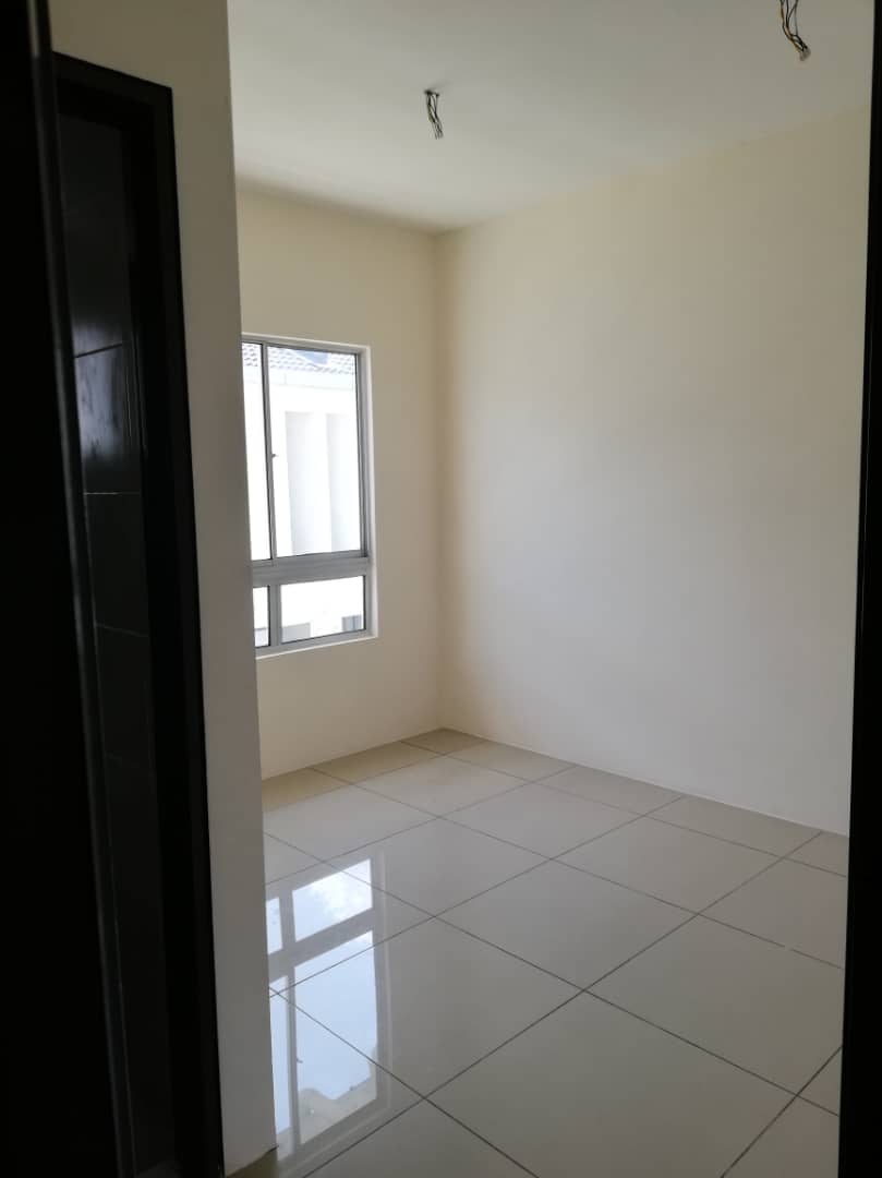 Double Storey Alam Perdana Puncak Alam RUMAH BARU - photo 3