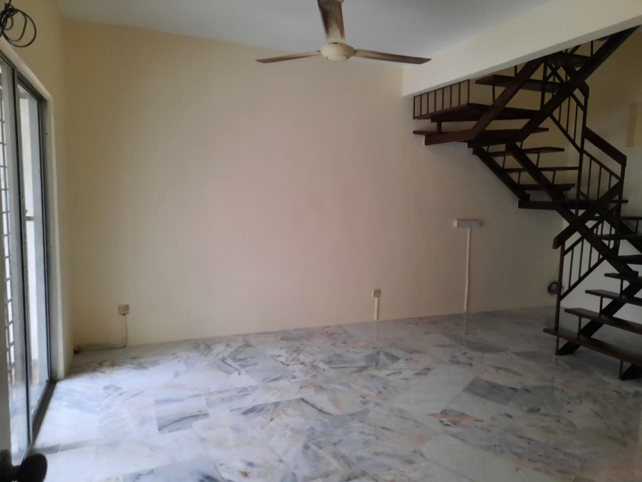 Double Storey House, Saujana Utama 1,Sungai Buloh - photo 4