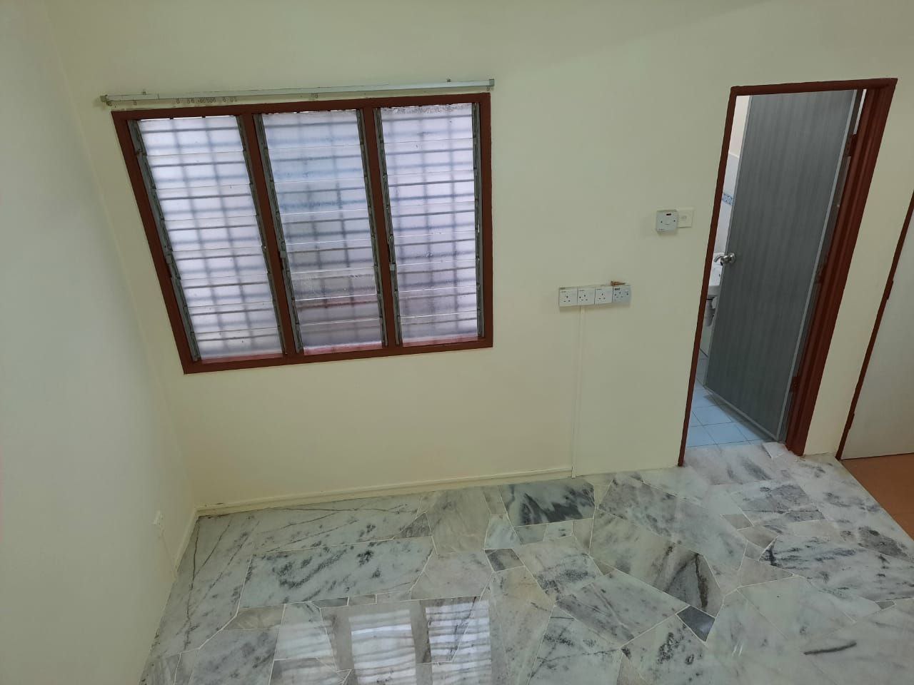 Double Storey House, Saujana Utama 1,Sungai Buloh - photo 8