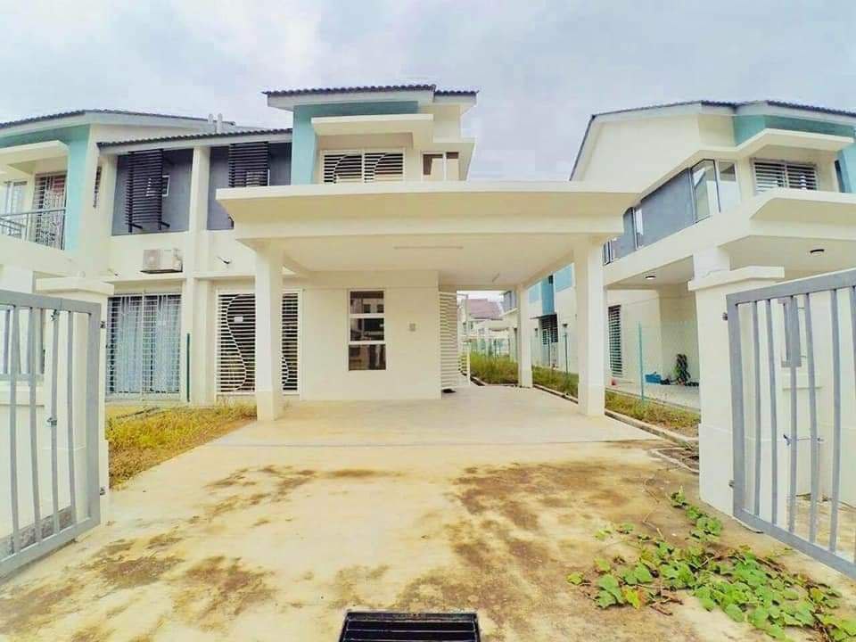 Double Storey Semi D Bayu Suria, Puncak Alam - photo 2