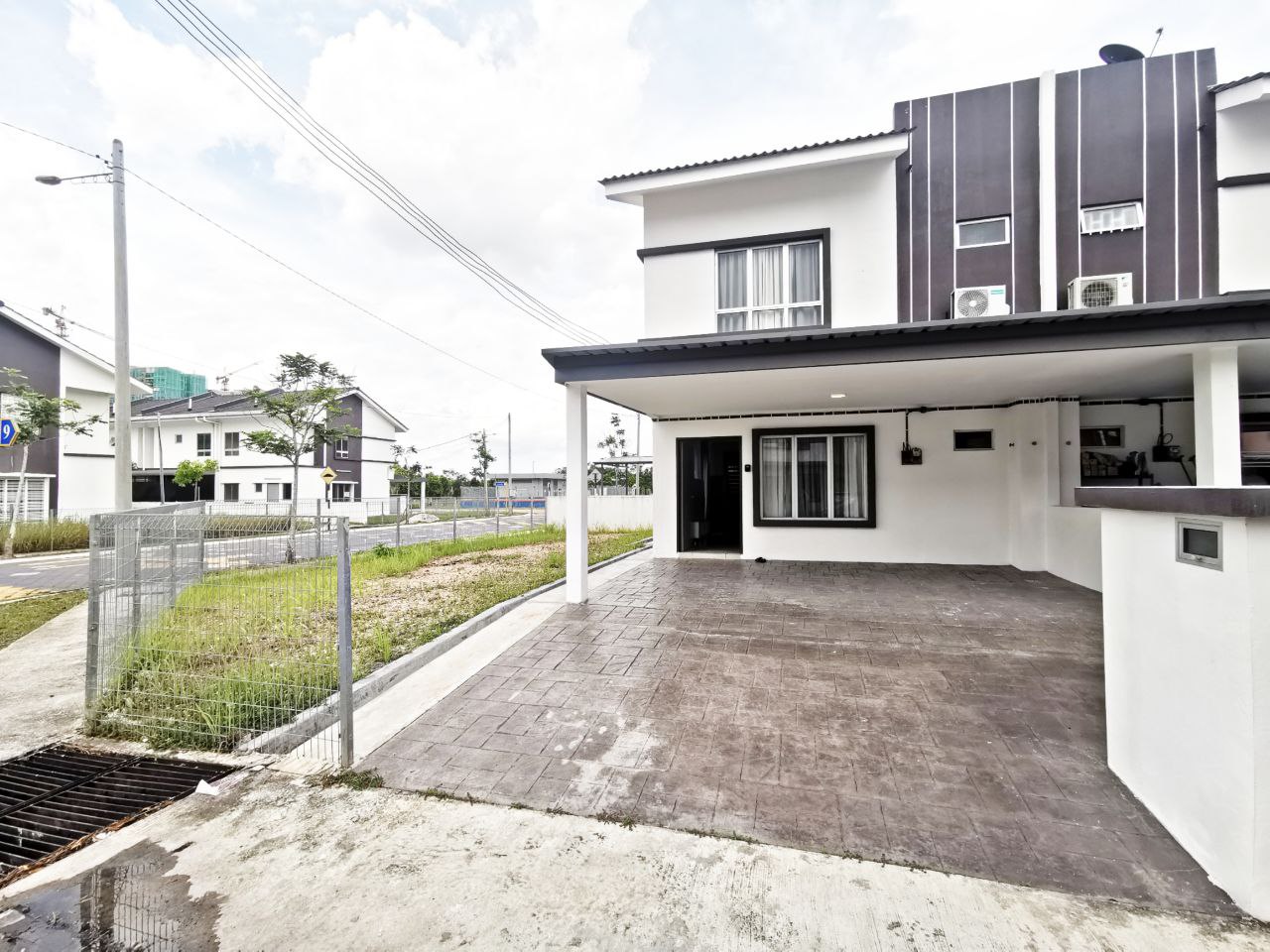 Double Storey Irama Perdana Puncak Alam CORNER LOT - photo 2