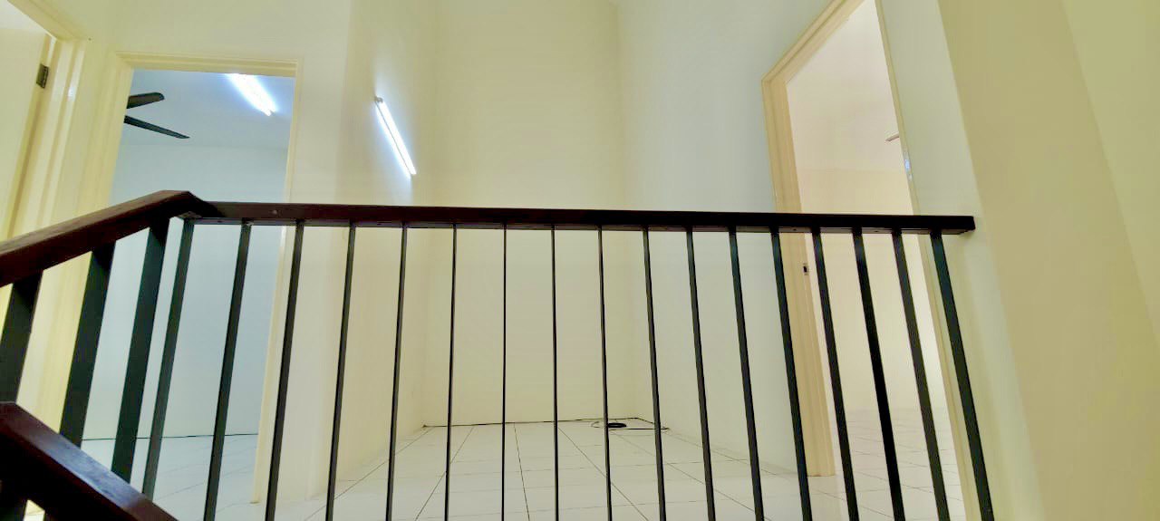 2 Storey Aquilla Taman Alam Sutera Puncak Alam - photo 3