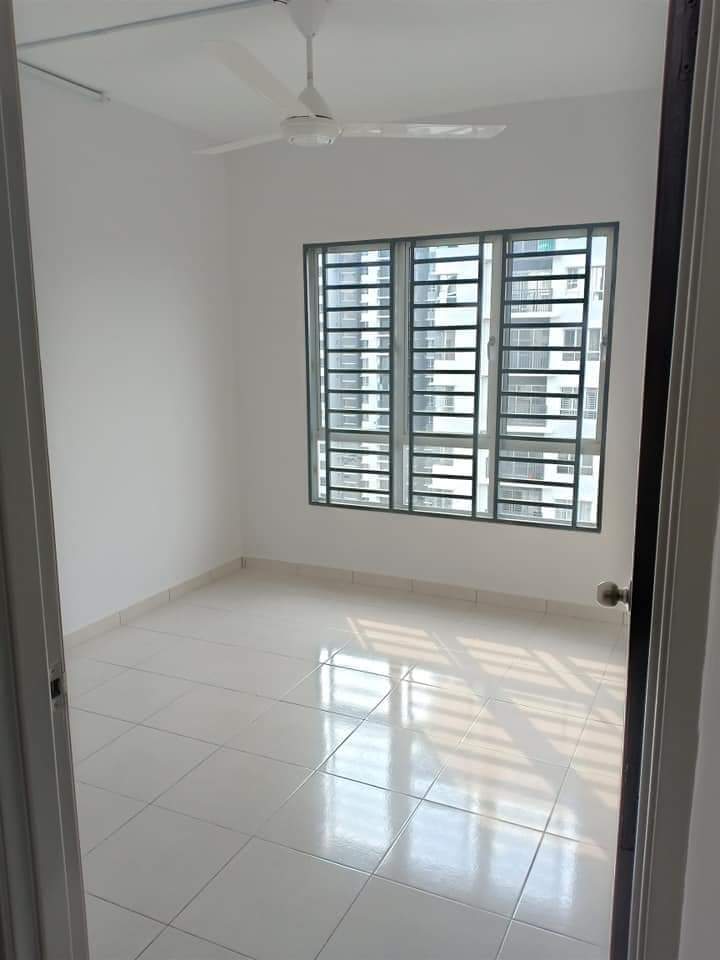 RESIDENSI LAGUNA BIRU 2, TAMAN TASIK BIRU, KUNDANG - photo 6