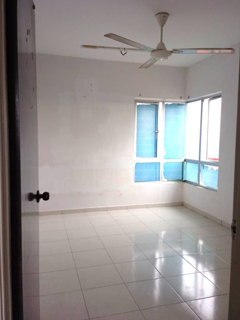 RESIDENSI LAGUNA BIRU 2, TAMAN TASIK BIRU, KUNDANG - photo 11