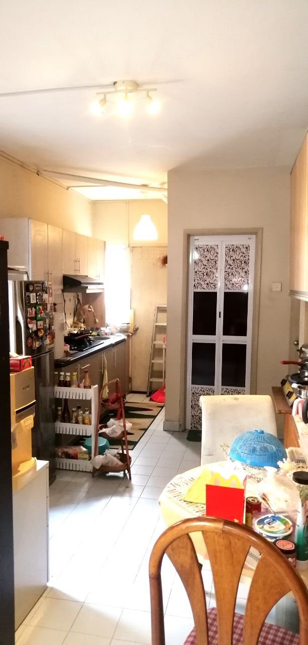 Townhouse Ground Floor, Tmn Impian Indah, Sg Buloh - photo 8