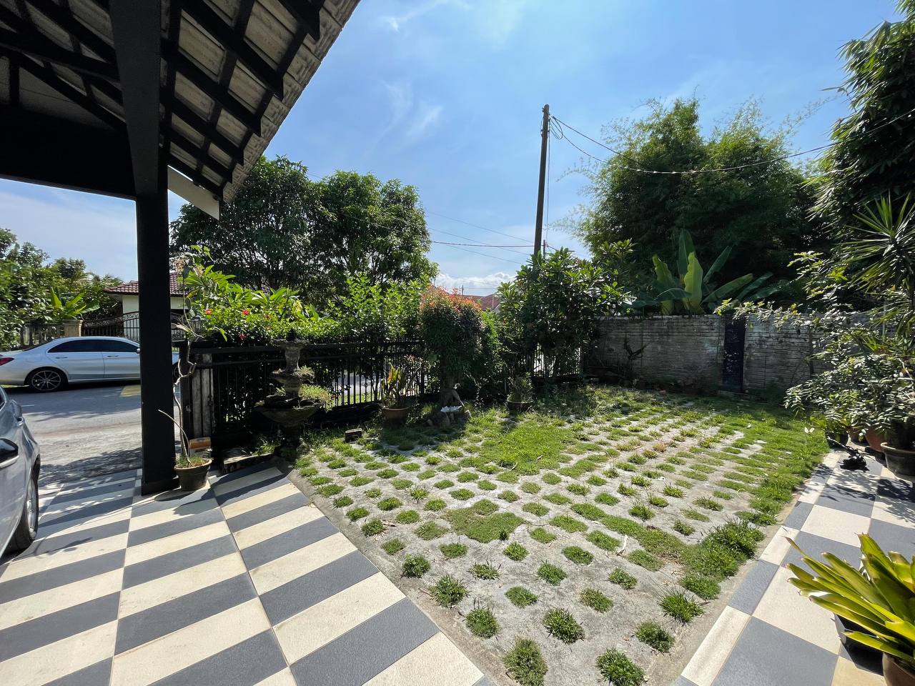 Single Storey Bungalow House, Desa Subang Permai, - photo 4