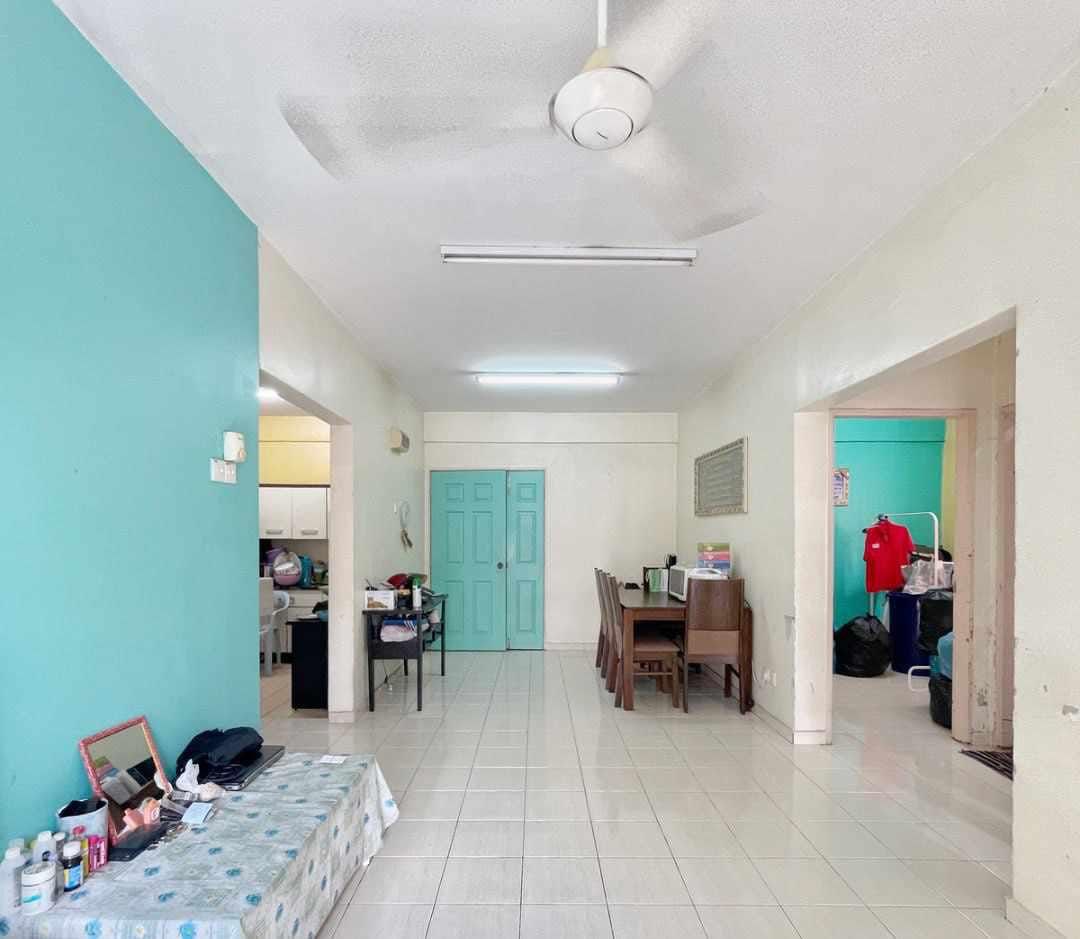 Level 4 Apartment Laguna Biru, Kundang, Rawang - photo 2