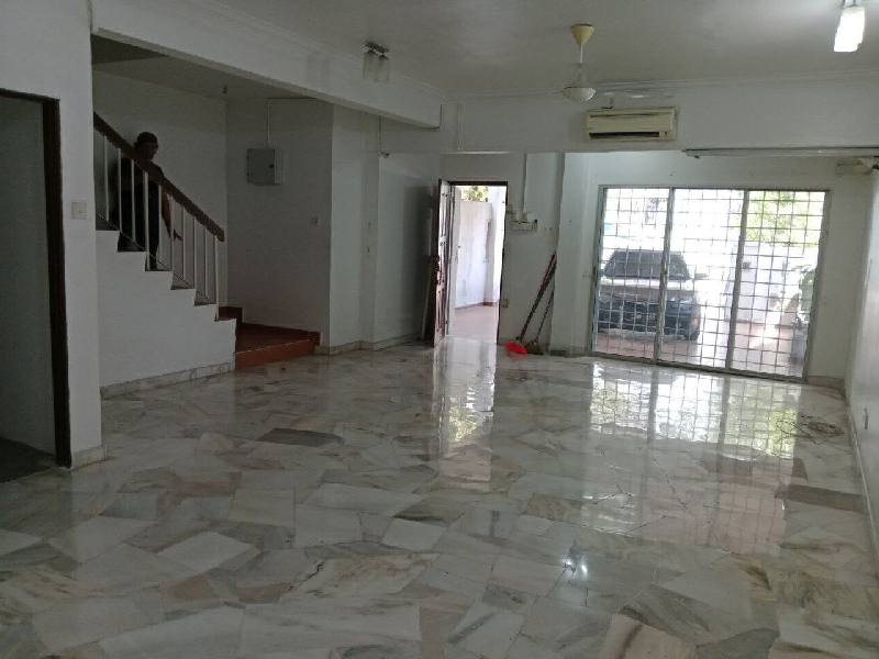 Terrace House Pantai Hillpark - photo 3