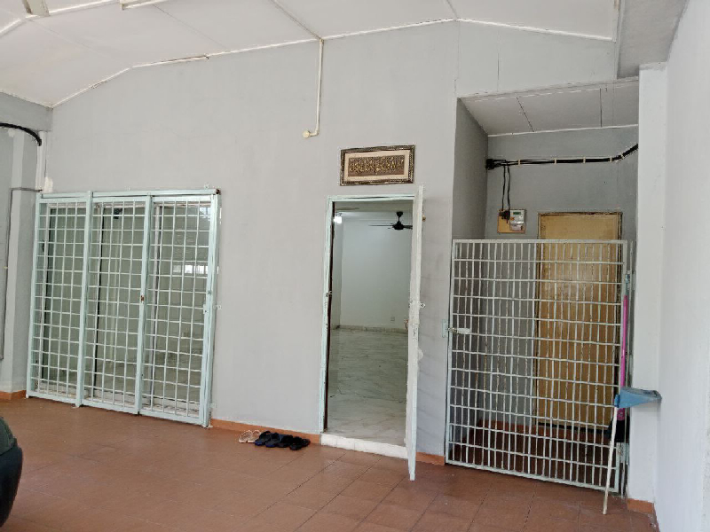 Terrace House Pantai Hillpark - photo 6