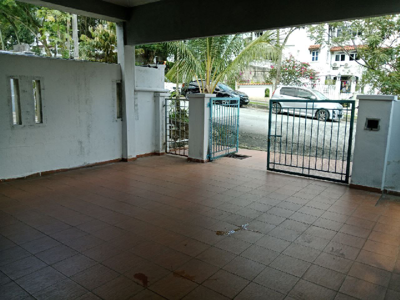 Terrace House Pantai Hillpark - photo 8