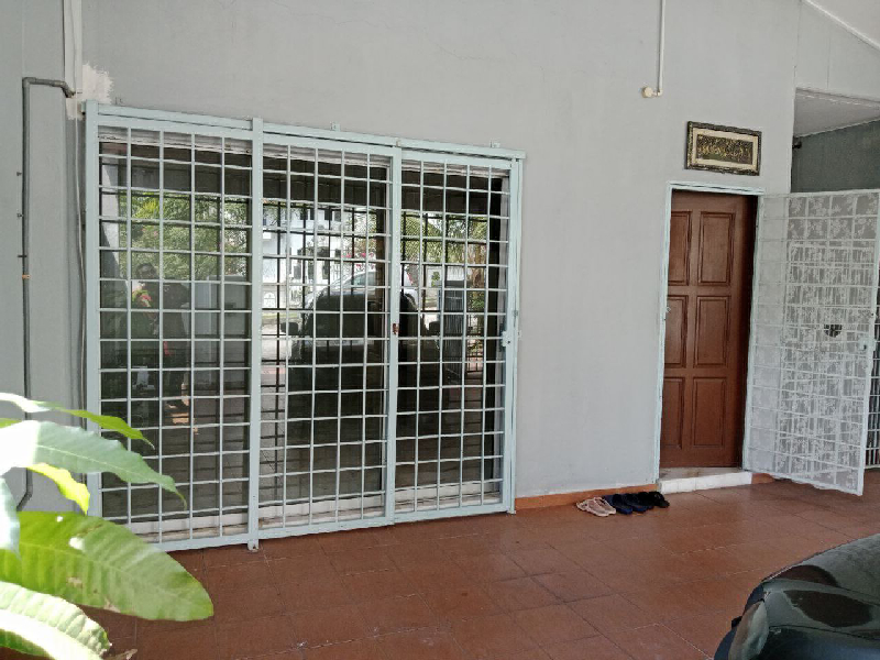 Terrace House Pantai Hillpark - photo 9