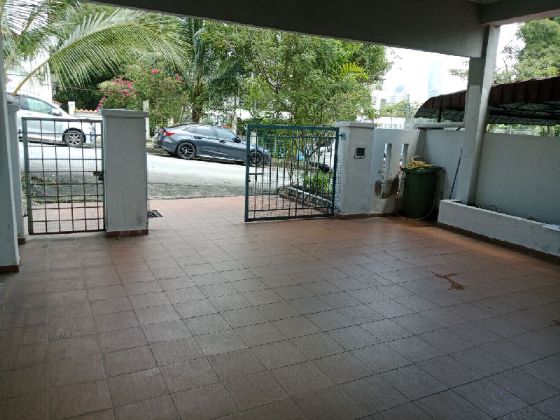 Terrace House Pantai Hillpark - photo 10