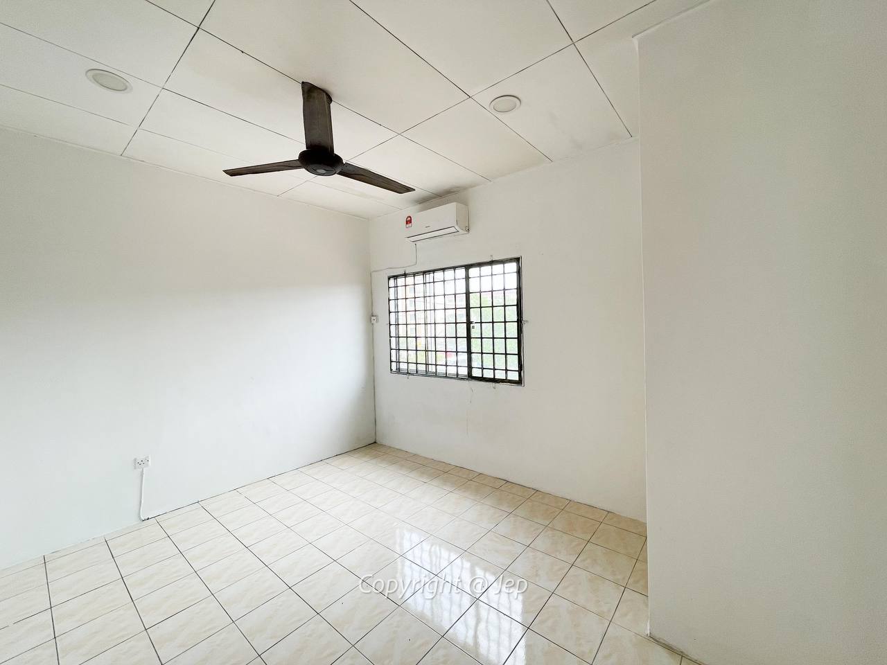 Corner Lot Double Storey Terrace SP4 - photo 8