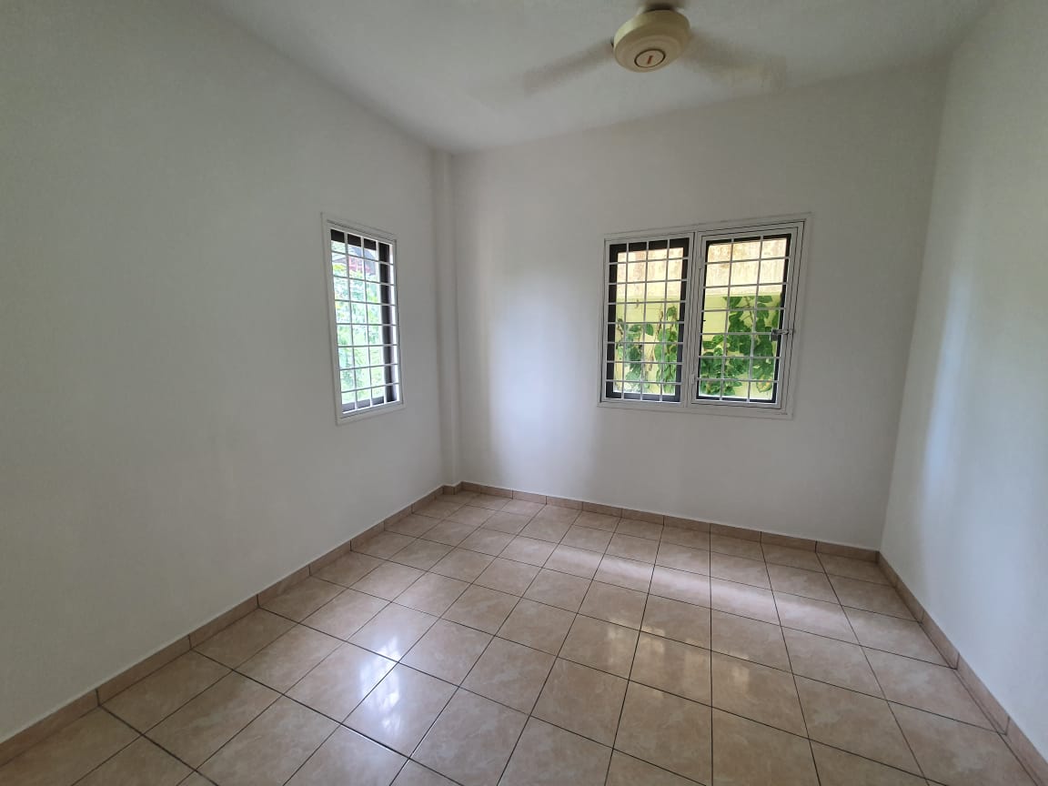 Mutiara Condominium Bukit Indah Ampang - photo 10