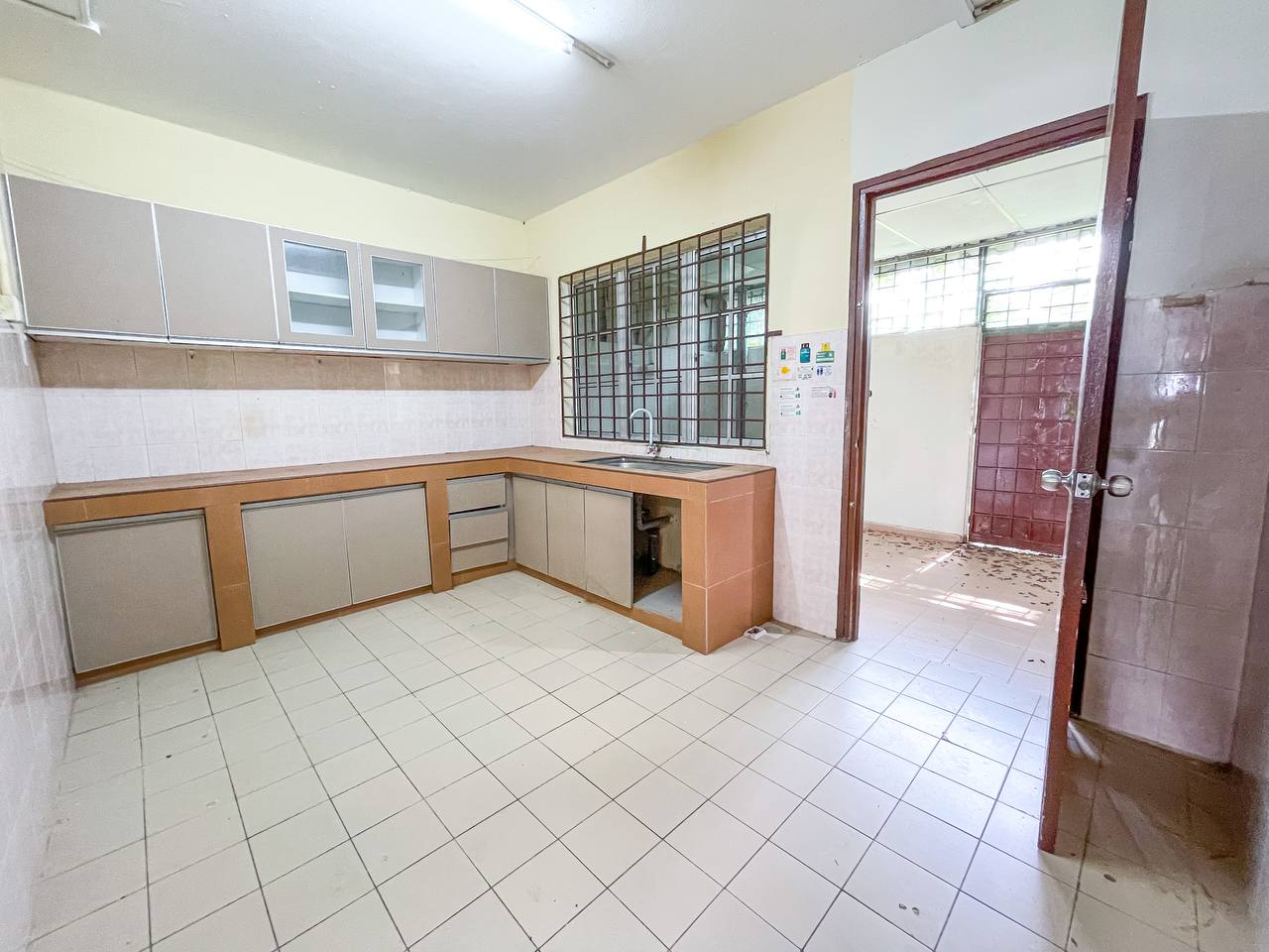 Double Storey Terrace Seksyen 19 Shah Alam - photo 7