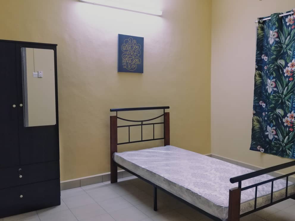 Goodyear Court 5 Subang Perdana Subang Jaya - photo 3