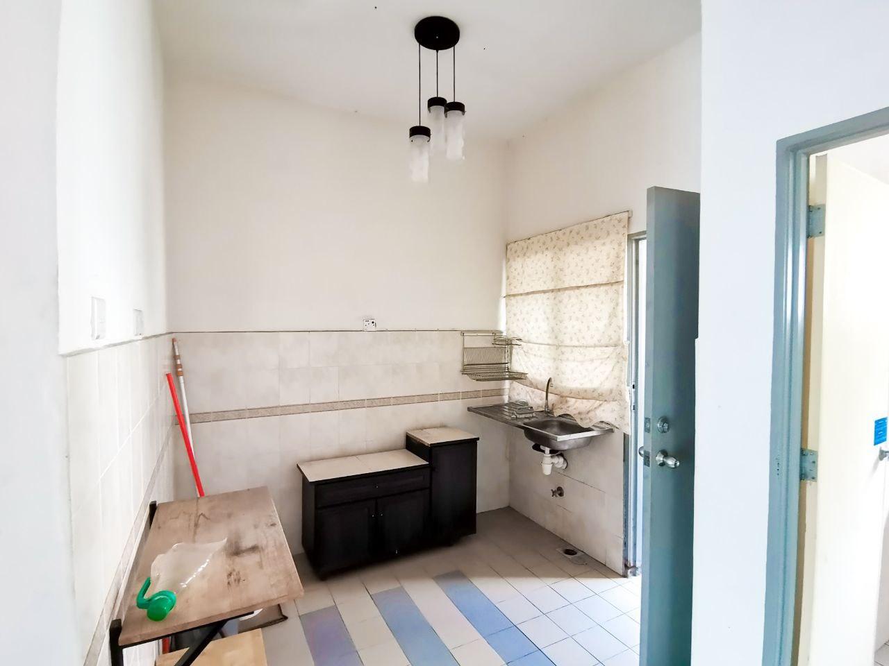 Double Storey Terrace Antara Gapi Serendah - photo 9
