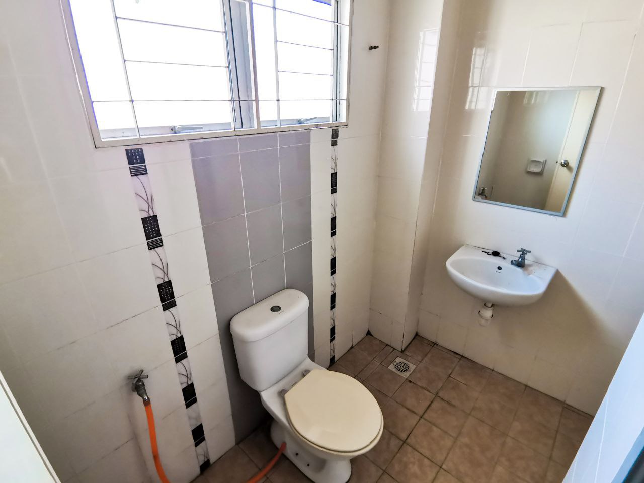 Double Storey Terrace Antara Gapi Serendah - photo 12
