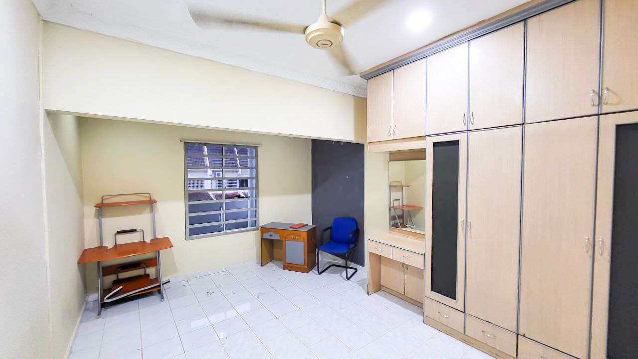 Double Storey Terrace Taman Bukit Angsana - photo 7