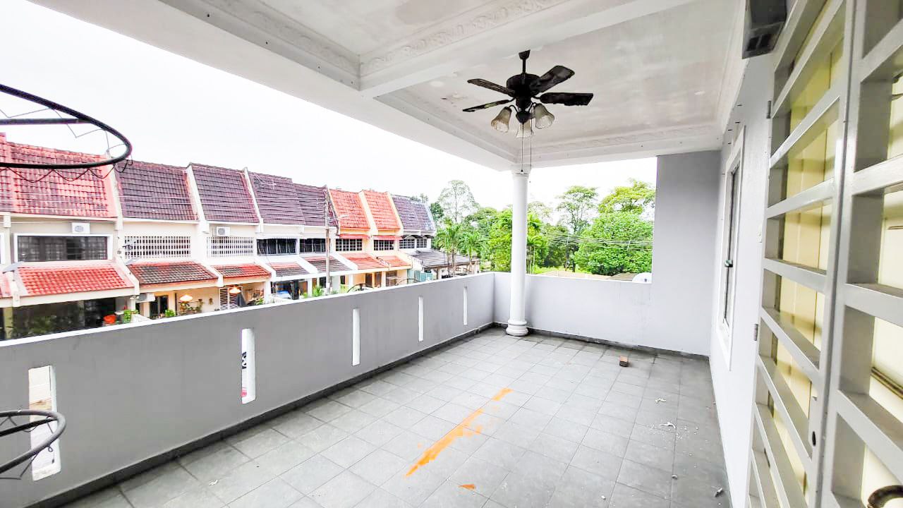 Double Storey Terrace Taman Bukit Angsana - photo 9