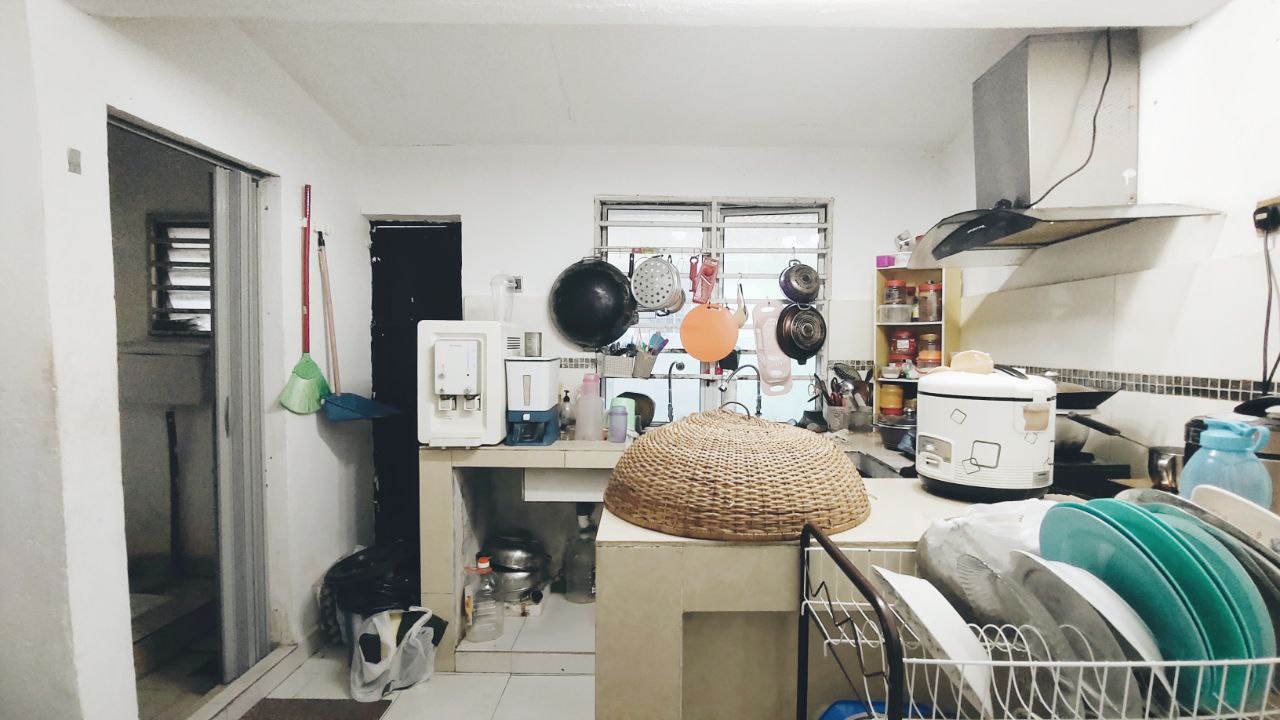 Renovated Double Storey Terrace Seksyen 2 Rinching - photo 5